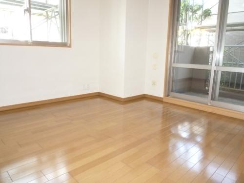 Non-living room. Western-style 1