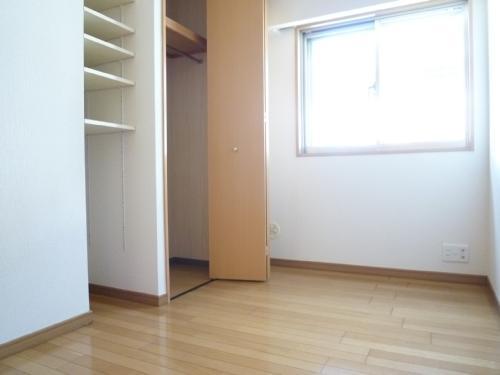 Non-living room. Western-style 3