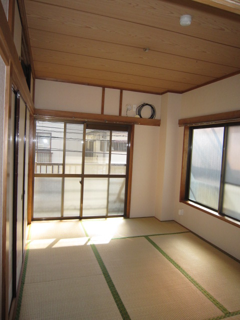 Living and room