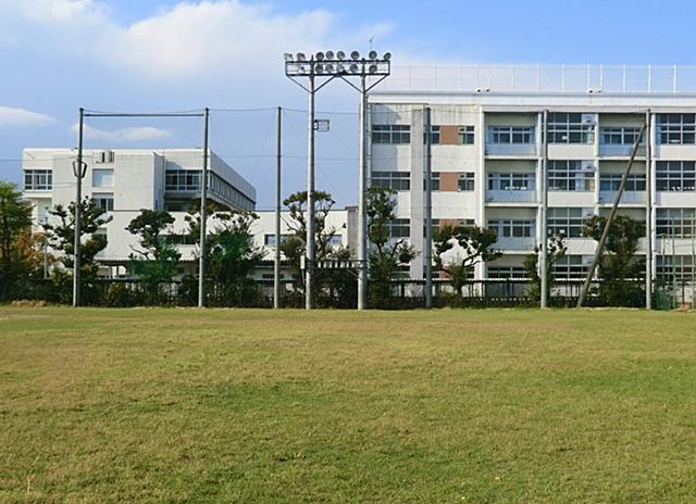 Junior high school. 2000m until Kawaguchi Tatsukita junior high school