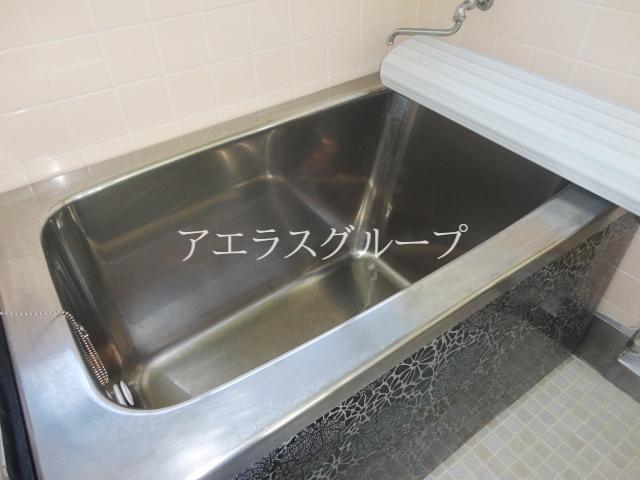 Bath. Warm bath