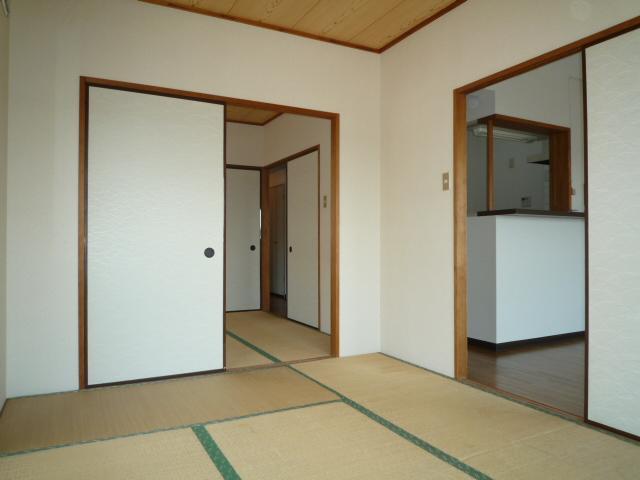 Living and room