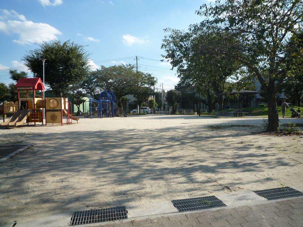 park. 60m to Yanagizaki fifth park