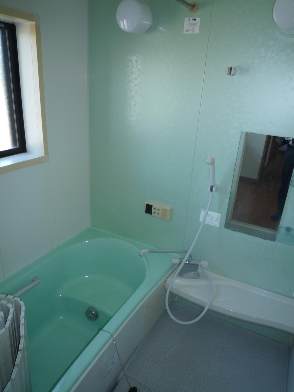 Bathroom. Indoor (11 May 2013) Shooting