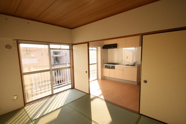 Living and room
