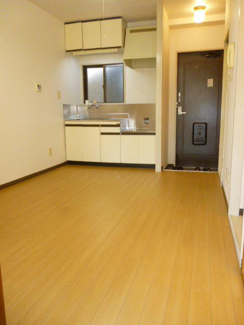 Living and room
