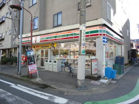 Convenience store. Seven-Eleven Kawaguchihon-cho 1-chome to (convenience store) 184m