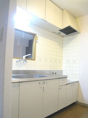 Kitchen. ◆ Gas stove is installed Allowed ◆