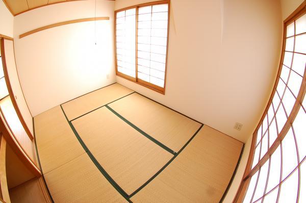 Non-living room. Japanese-style room 6 quires