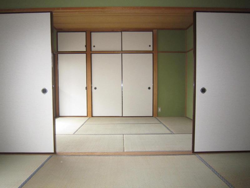 Living and room