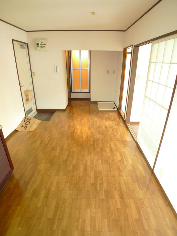 Living and room