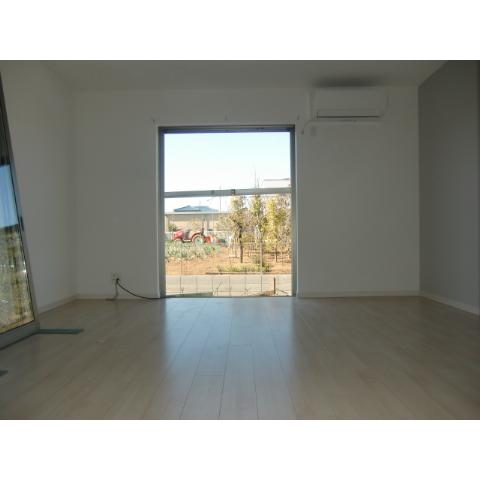Living and room