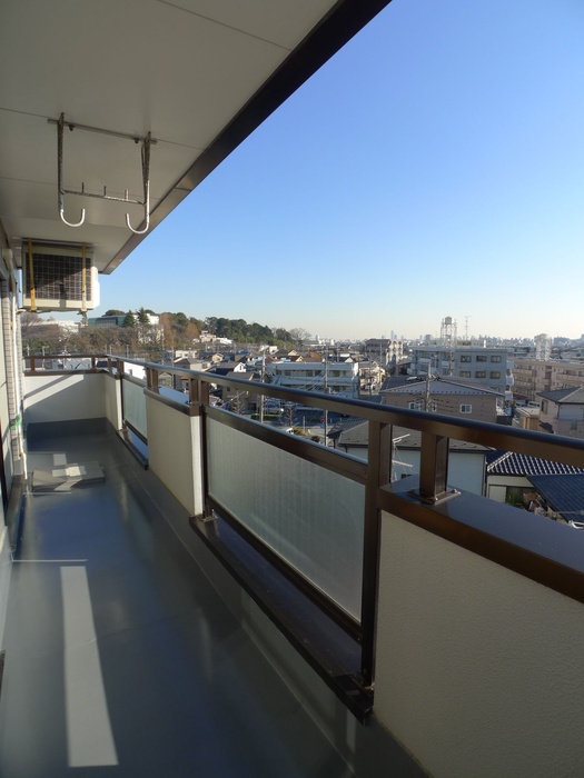 View. top floor