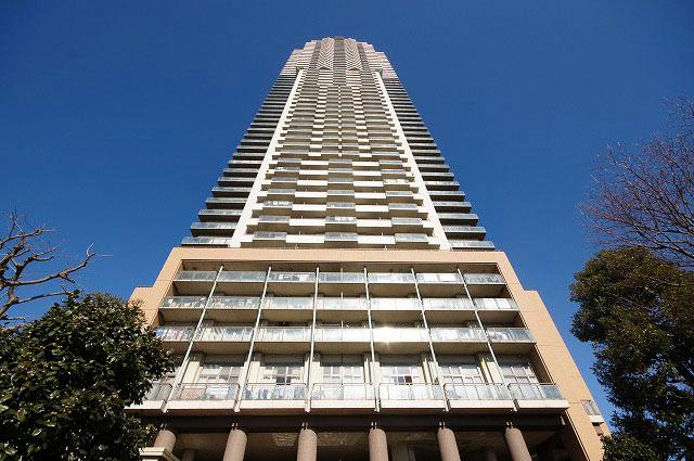 Local appearance photo. Local (12 May 2013) Shooting