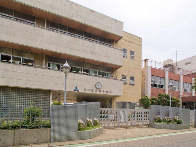 Junior high school. Kawaguchi Tatsuhigashi junior high school