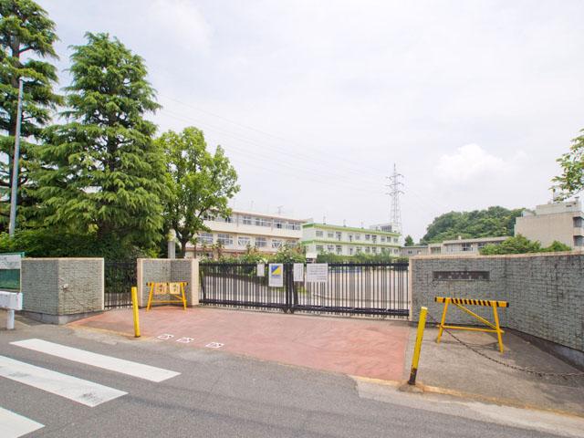 Primary school. Kawaguchi Municipal Xinxiang Elementary School