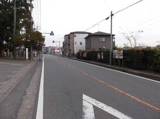 Local photos, including front road. Frontal road