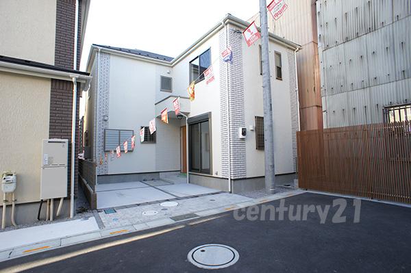 Local appearance photo. Per All rooms are two-sided lighting, Per yang ・ Wind flow preeminent site (October 2013) Shooting Building 2