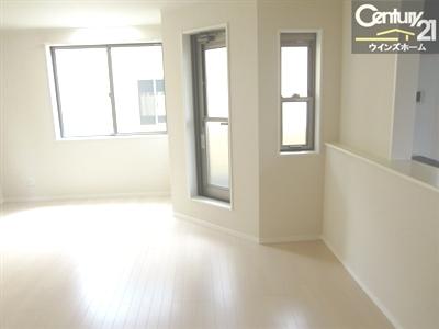 Living. Building 2