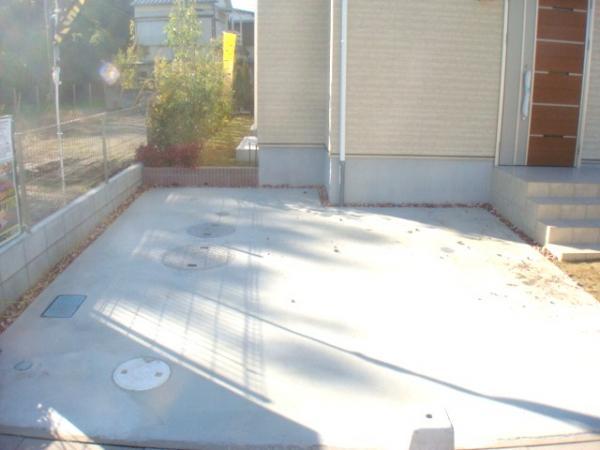Parking lot