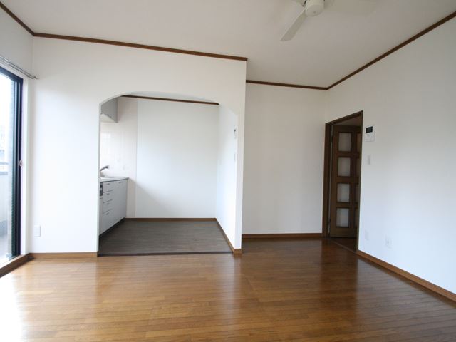 Living and room