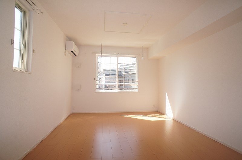 Living and room