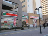 Convenience store. thanks ・ Kawaguchi Iizuka store up (convenience store) 369m