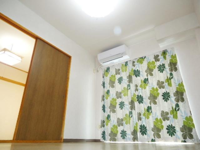 Living and room