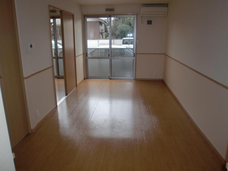 Living and room