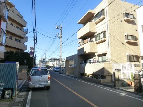 Local appearance photo