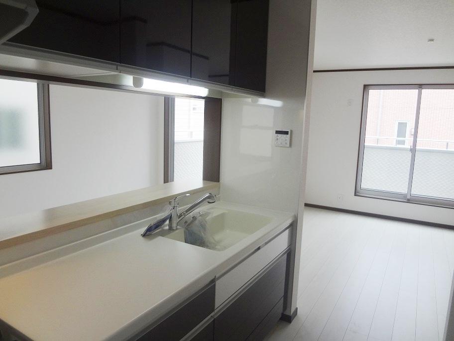 Kitchen. Chamber