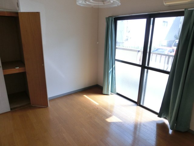 Other room space