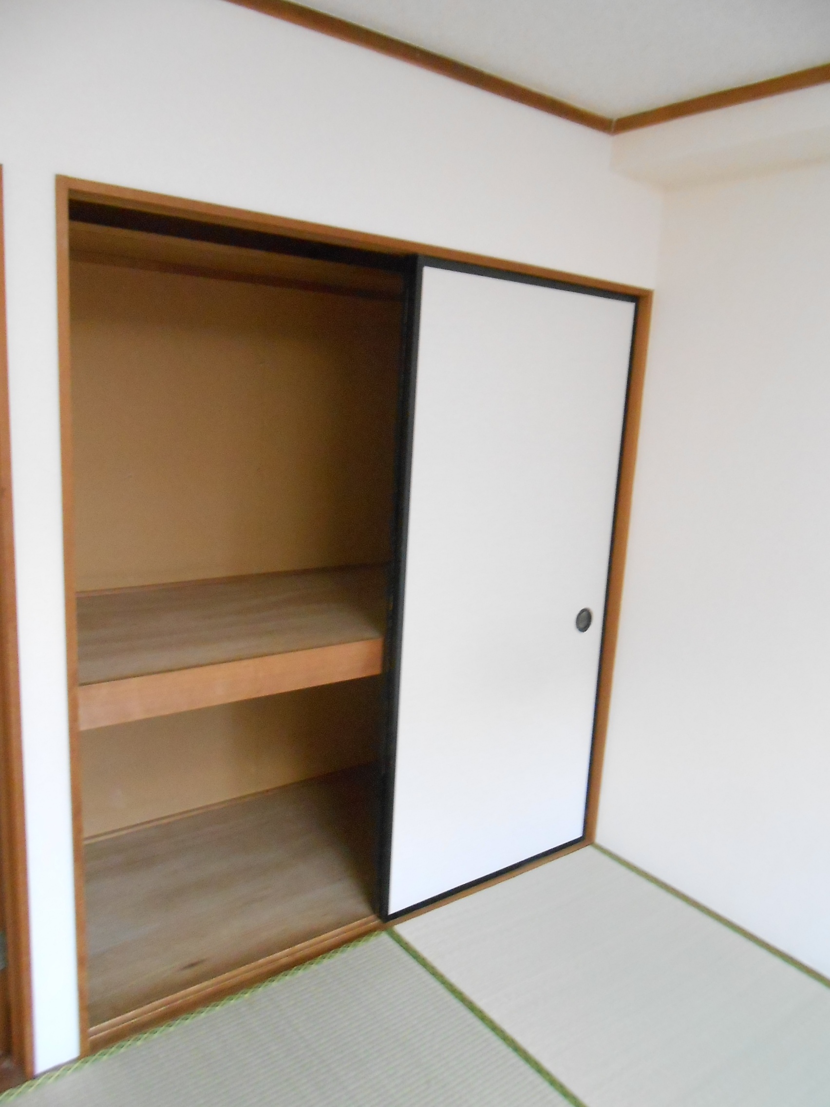 Receipt. Closet of Japanese-style room