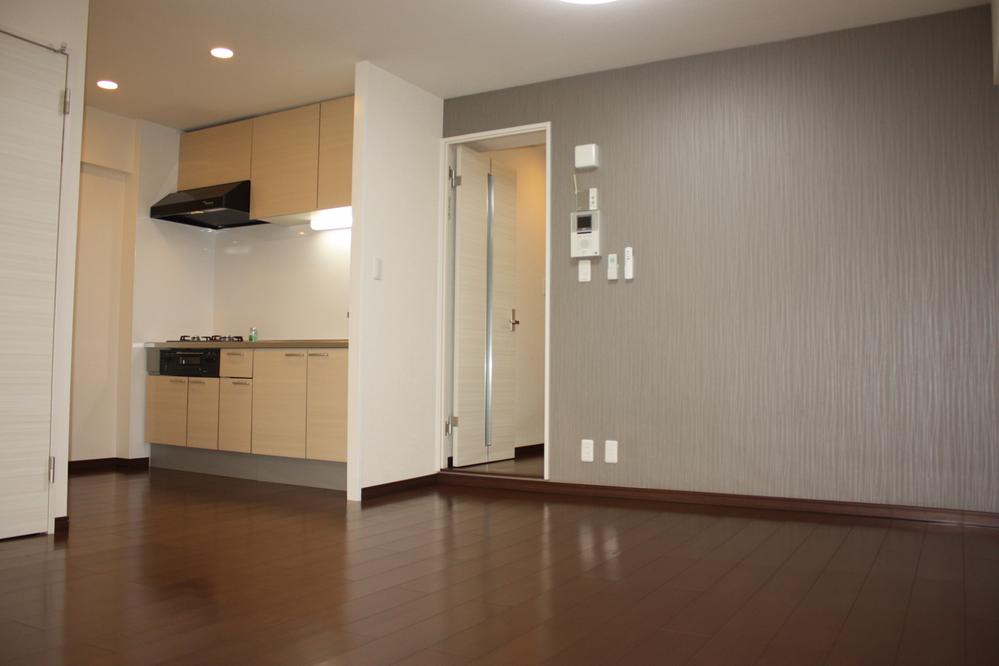 Living. Indoor (11 May 2013) Shooting