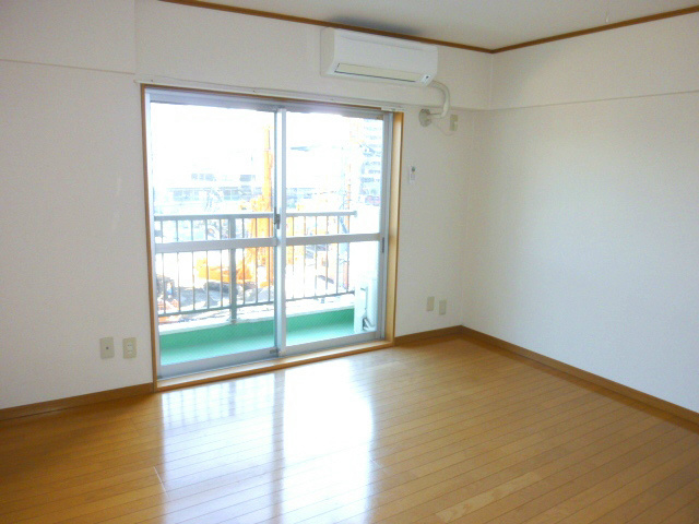 Other room space