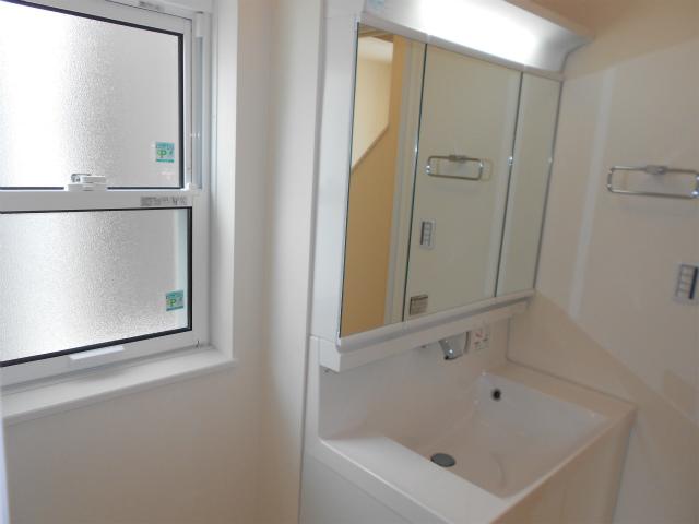 Wash basin, toilet. Bathroom vanity