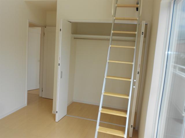Non-living room. 2F Western-style 6.5 Pledge