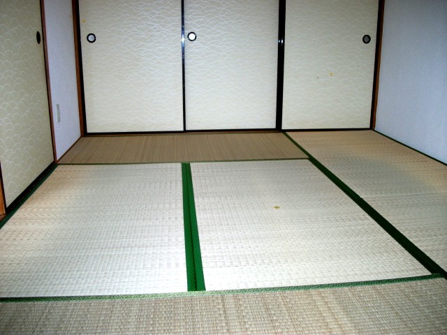 Living and room