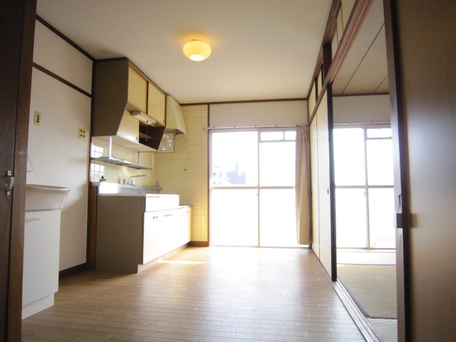 Living and room