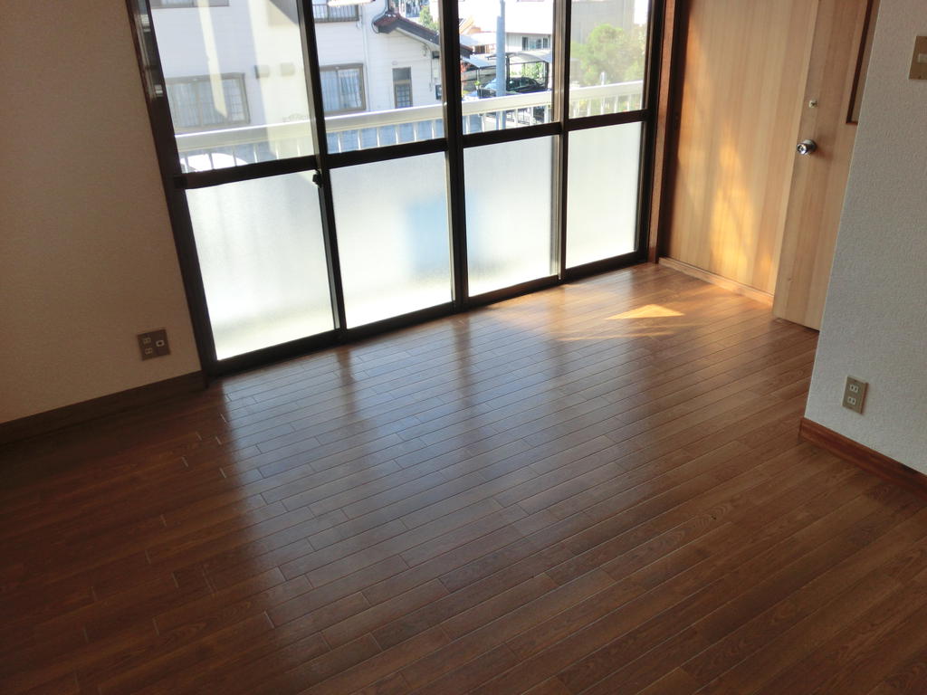 Living and room