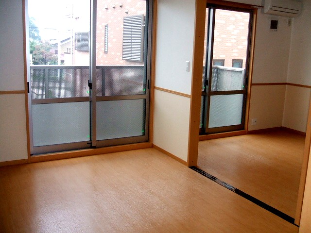 Living and room