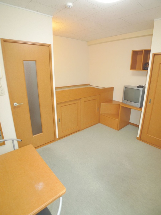 Living and room