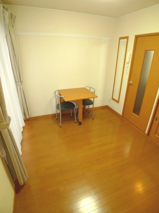 Living and room