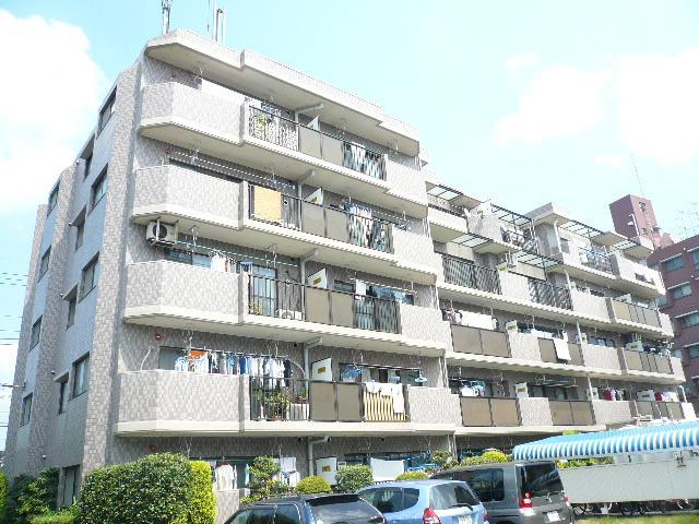 Parking lot