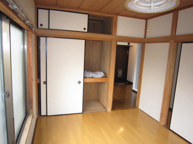 Living and room