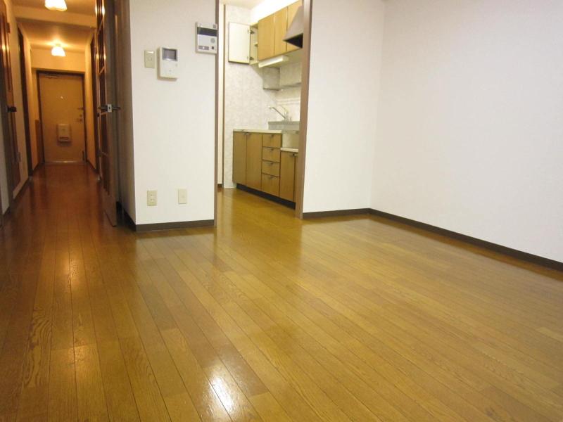 Living and room