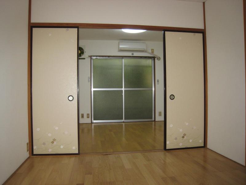Living and room