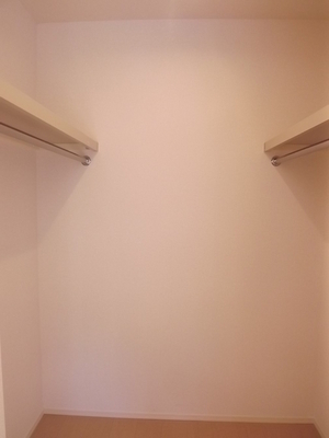 Washroom. ☆ Walk-in closet ☆