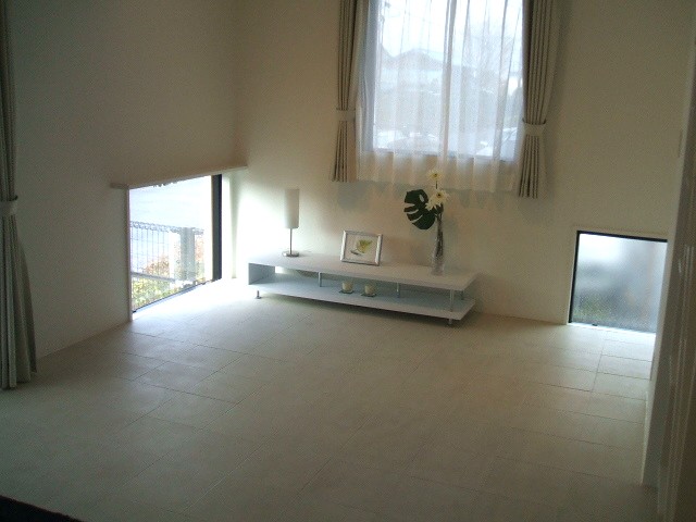Living and room
