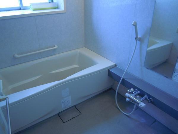 Bathroom. Indoor (April 2013) Shooting